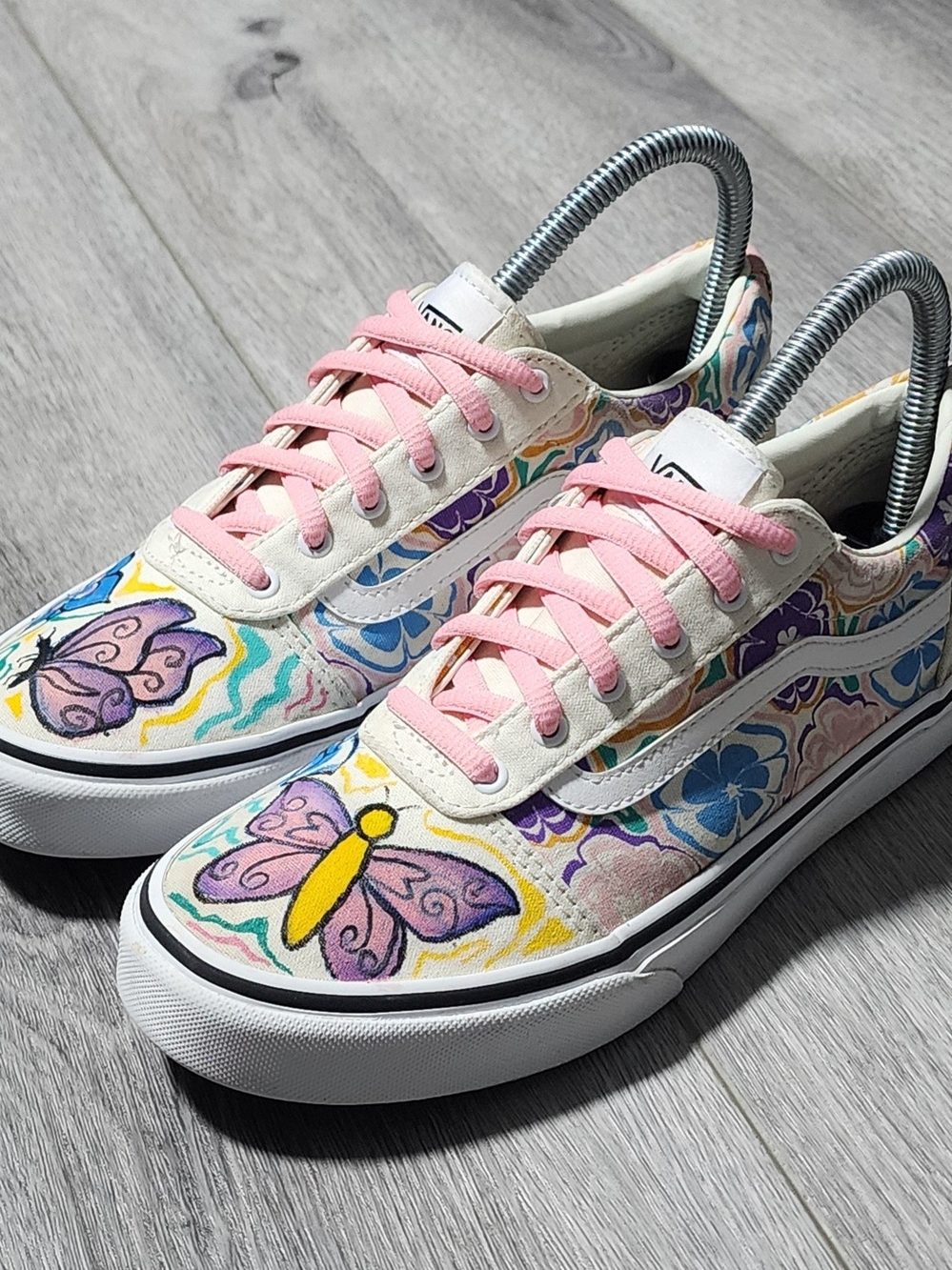 Vans Ward Special Edition Custom Painted Butterflies Sneakers Womens Size 6.5